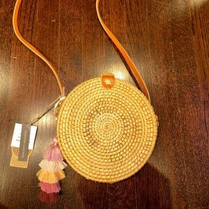 Round rattan straw bag